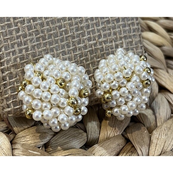 Vintage Clip On Earrings Gold Tone Statement Cluster Large Victorian Revival - Picture 2 of 9